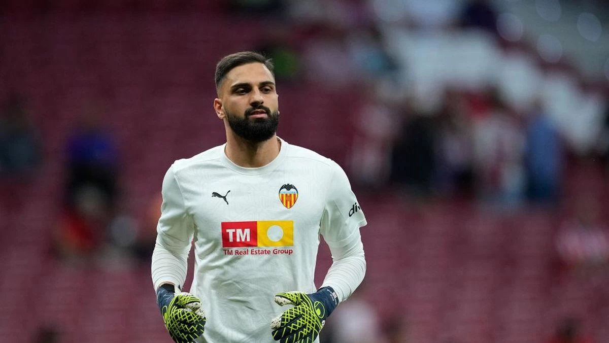 Mamardashvili Berambisi Gusur Alisson