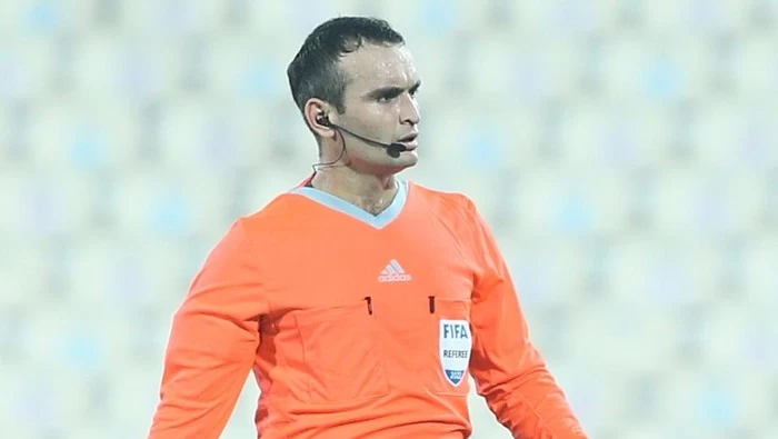 Wasit Indonesia Vs Bahrain: Sadullo Gulmurodi 2 Kali Wasiti Skuad Garuda 