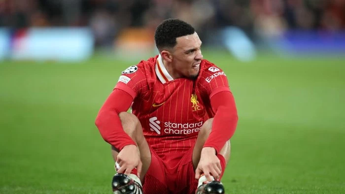Carragher Kecewa Trent Alexander-Arnold Menuju Real Madrid