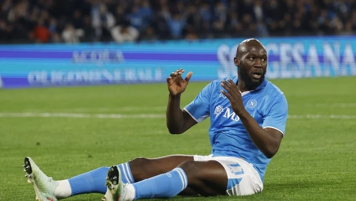 Sedang Goyah, Napoli Minta Bantuan Fans saat Lawan AC Milan