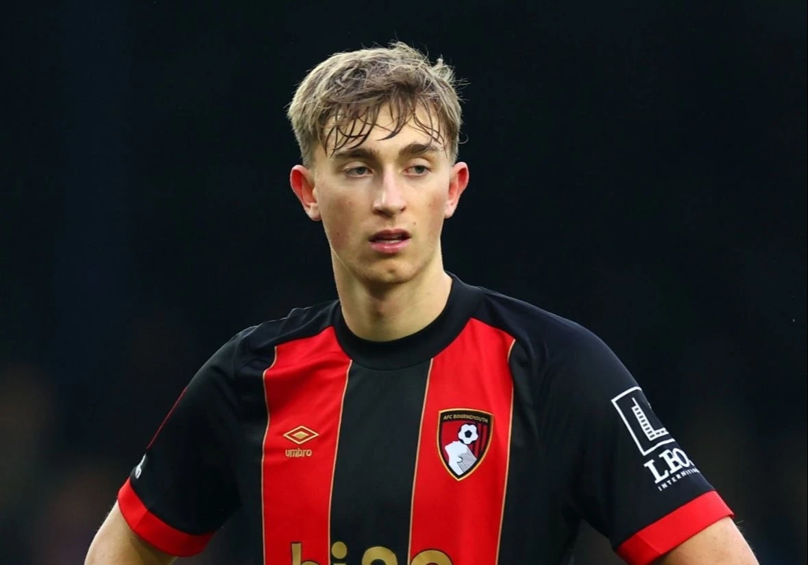 Madrid Masih Ragu, Chelsea Terdepan dalam Transfer Dean Huijsen