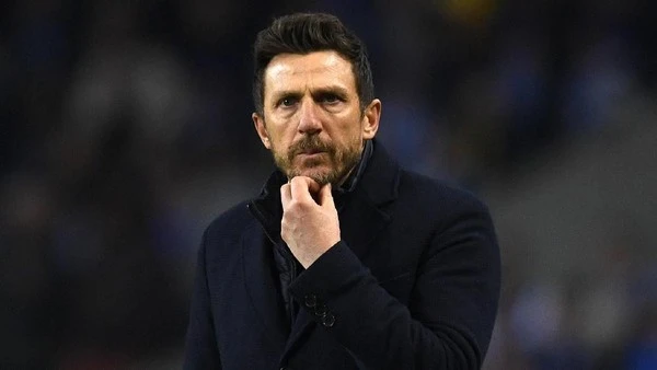 Jay Idzes dan Rekan-rekan Bakal Tantang AC Milan Akhir Pekan Ini, Pelatih Venezia Ingatkan Pemain untuk Tetap Fokus