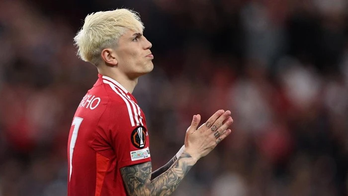 Garnacho Ogah Gabung Ronaldo di Al Nassr