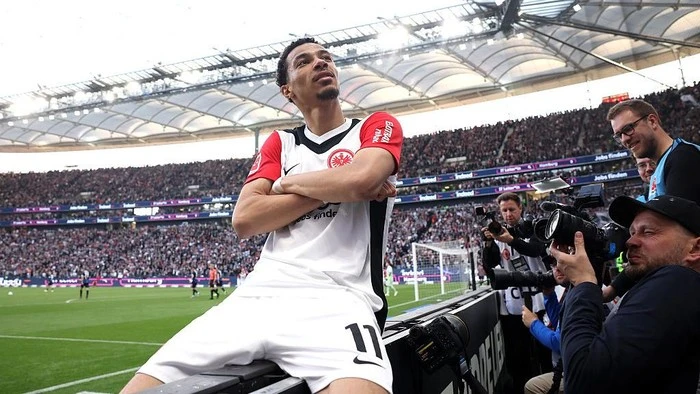 Liverpool Selangkah Lagi Gaet Ekitike