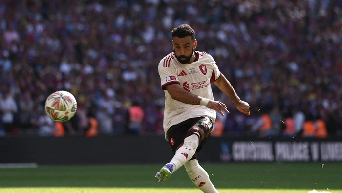 Dear Salah, Lebih Kuat Liverpool Sekarang atau Musim Lalu?  