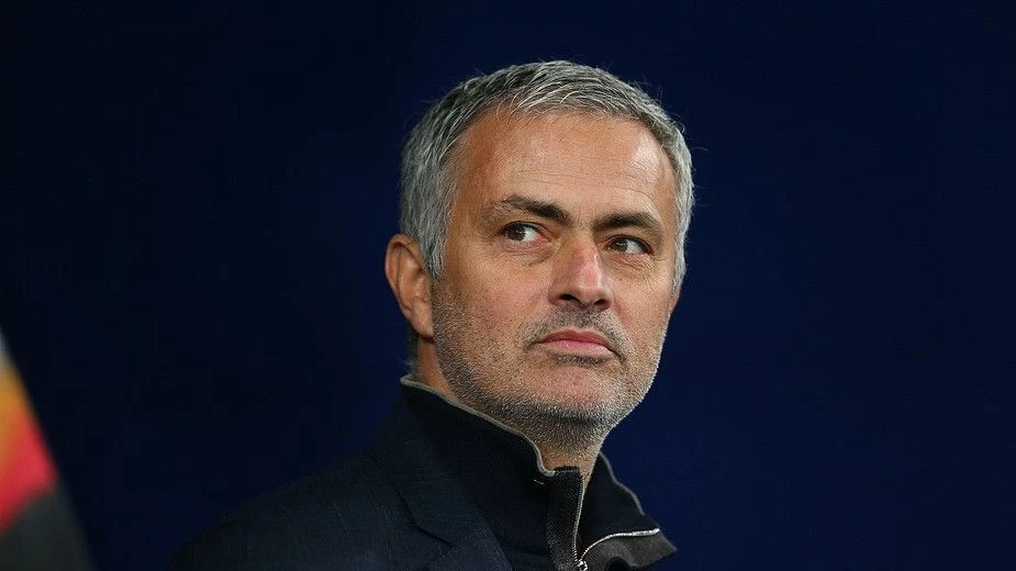 Mourinho Lagi-lagi Dapat Pesangon Besar!