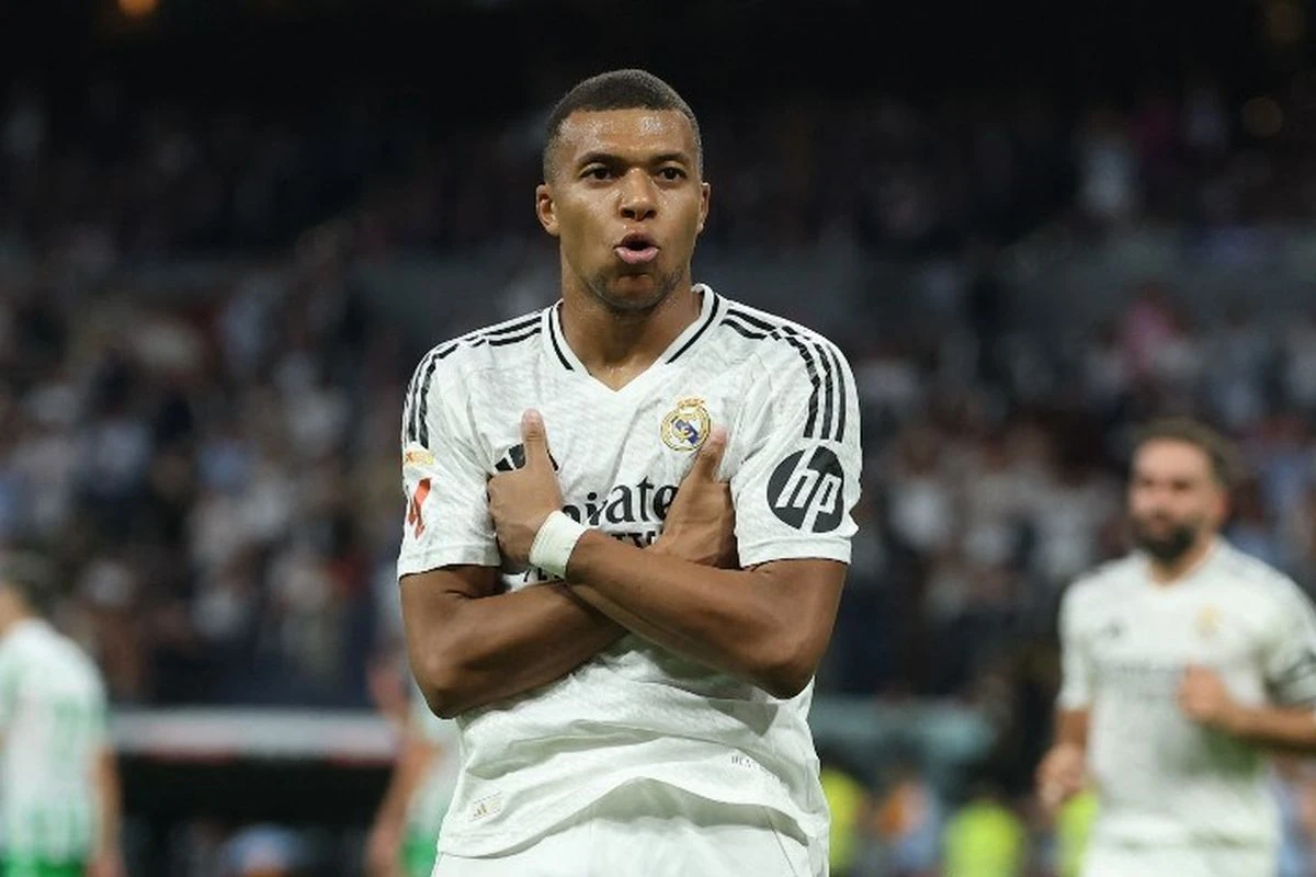 Real Madrid Bungkam Kairat, Mbappe Cetak Hattrick Gemilang